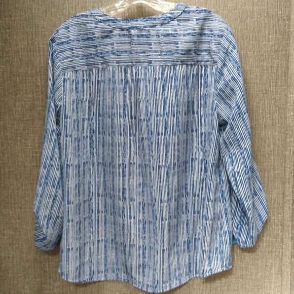 NOTATIONS blue white v neck button up shirt blouse SZ XL - Picture 8 of 11